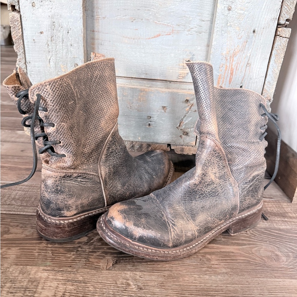 Bed Stu Distressed Brown Lace-Up Boots